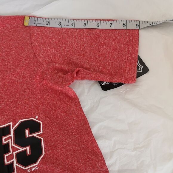 NHL Ladies Calgary Flames Logo  T-shirt Small Red - Picture 10 of 16